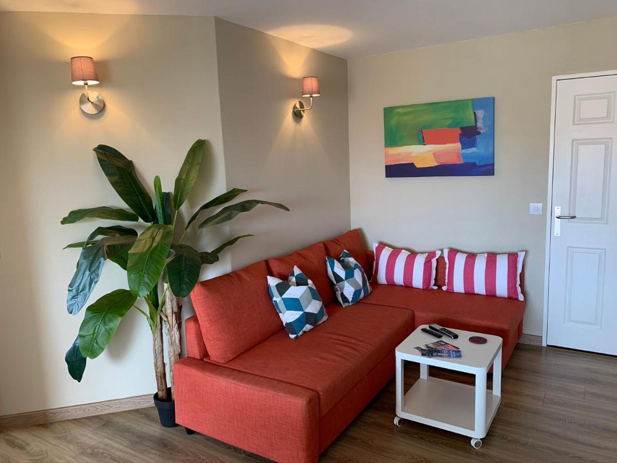 Apartmán Les Pins Maritimes Fréjus Exteriér fotografie